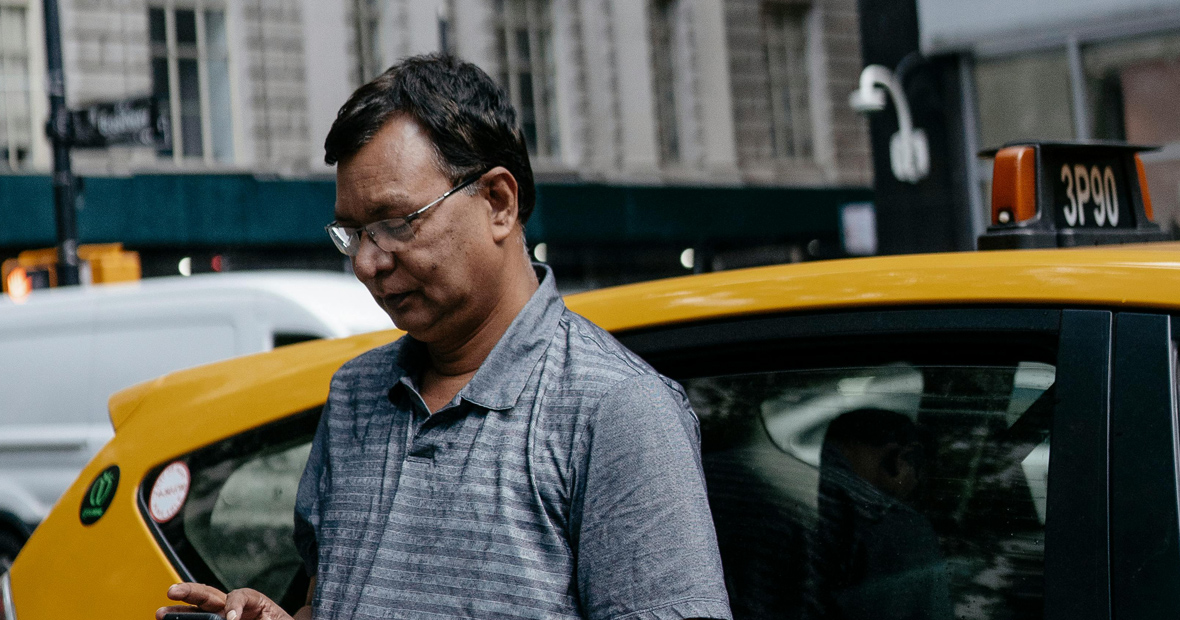 attente du chauffeur de taxi